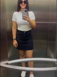 Kavya Mehra, escort gallery photo in Camac Street