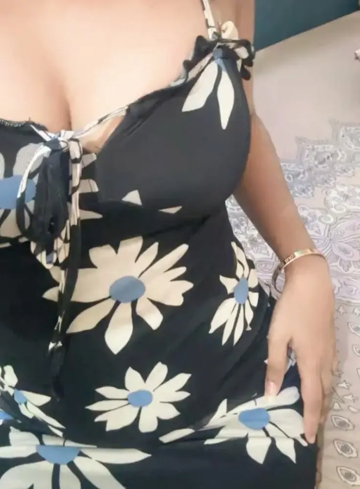 Prisha Patel, escort model in New Town